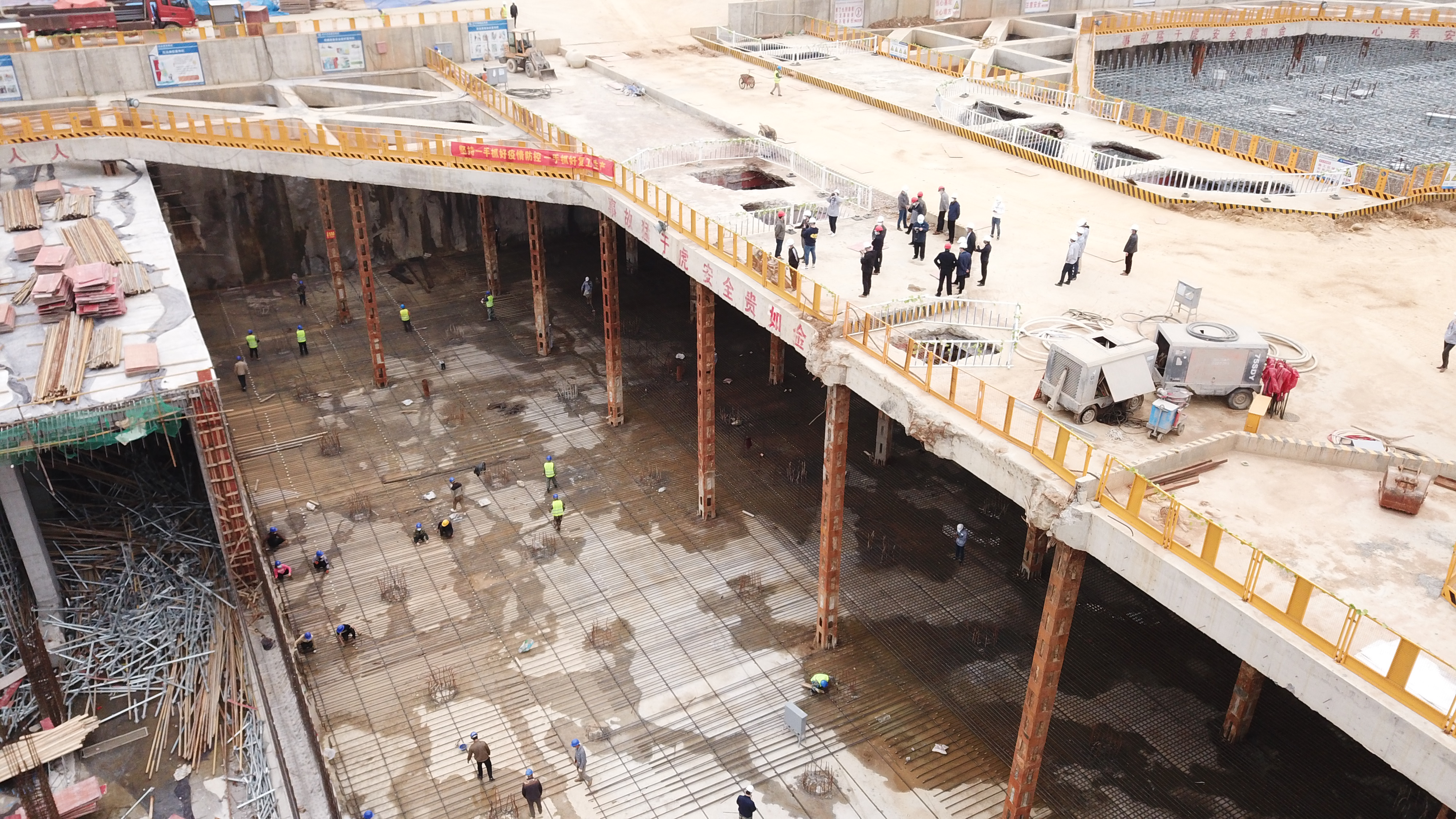 3月24日，南湖水環(huán)境提升工程復(fù)工現(xiàn)場 (2).jpg